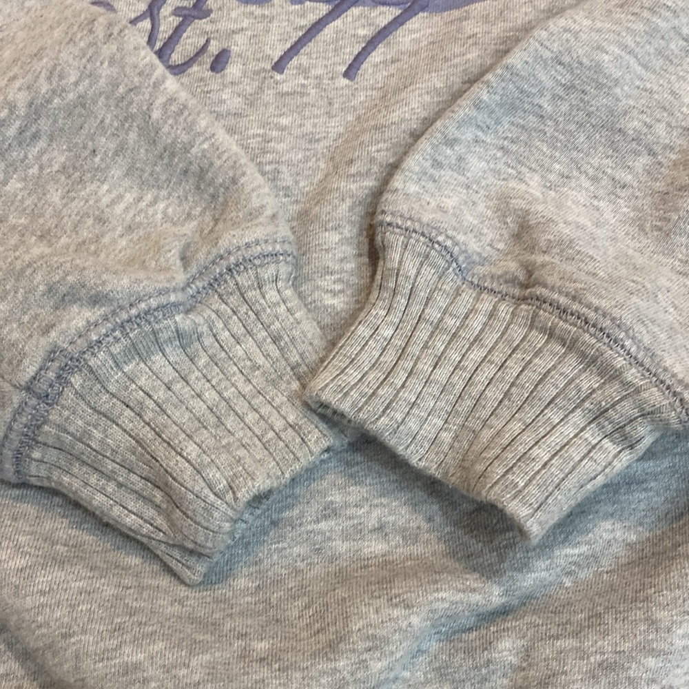 AE sweater - Picture 5 of 10